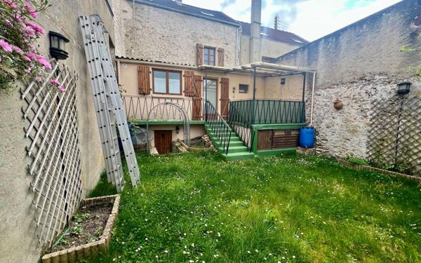 Maison à vendre    5 pièces • 100 m2 Menucourt