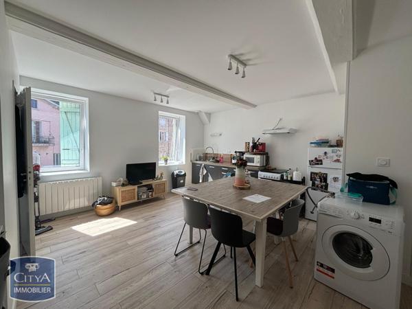Appartement à louer 2 pièces 46m²