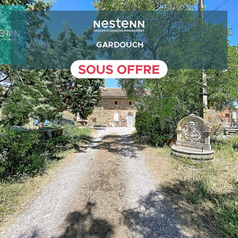 A Vendre, ferme lauragaise à rénover de 400m² au sol, avec combles aménageables, dépendances,  terrain de plus de 9000m² , sur les hauteurs de Gardouch