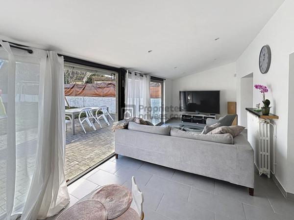 Maison Gretz Armainvilliers GRAND GARAGE et DEPENDANCE