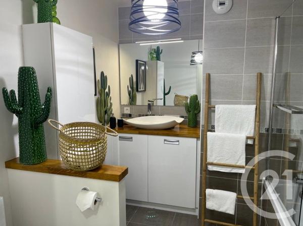 Appartement T2 à vendre  2 pièces - 45,56 m 2   ANGLET  - 64