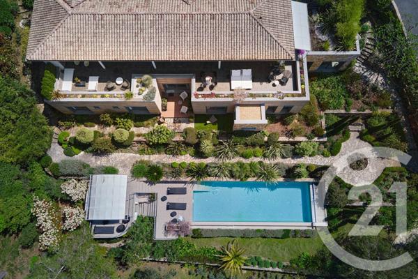 Maison à vendre  9 pièces - 408 m2 MOUGINS - 06