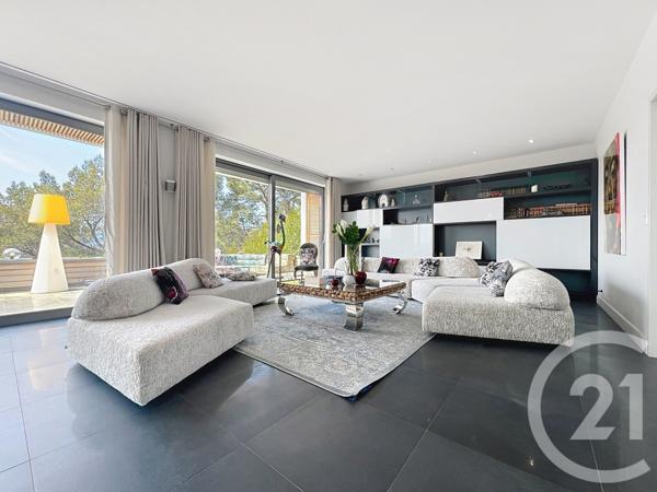 Maison à vendre  9 pièces - 408 m2 MOUGINS - 06