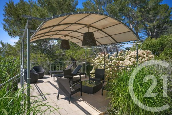 Maison à vendre  9 pièces - 408 m2 MOUGINS - 06
