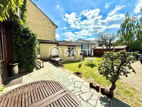 CENTRE VILLE - MAISON INDIVIDUELLE - VOLUMES