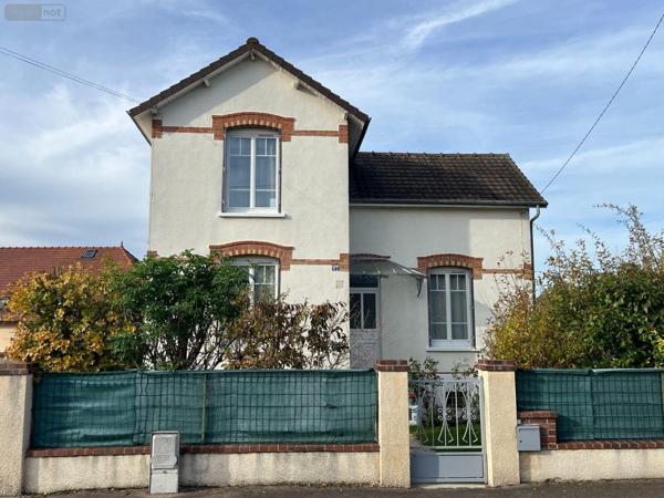 Maison de ville à vendre à Les Noës-près-Troyes dans l'Aube (10420), ref : 10361/5756