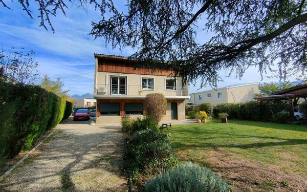 Maison à vendre    5 pièces • 125 m2 Échirolles