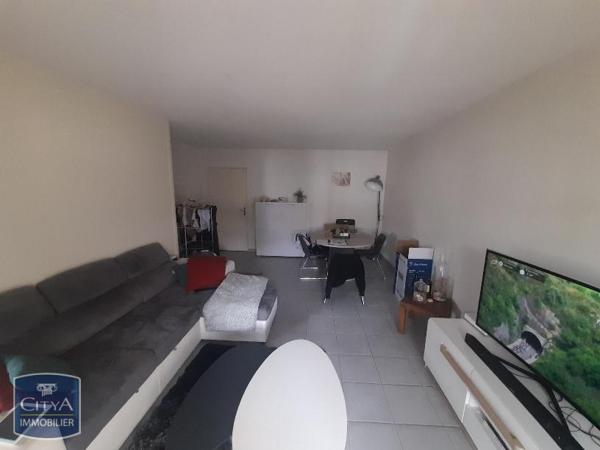 Appartement à louer 2 pièces 47.97m²
