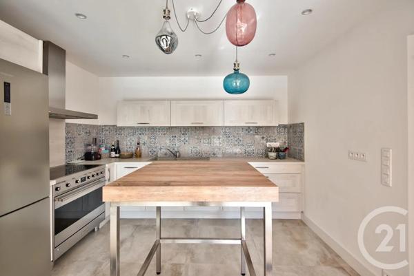 Maison à vendre  6 pièces - 179 m 2   EZE  - 06