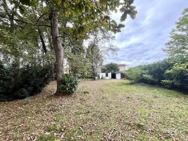 Terrain à vendre |  Mont-de-Marsan |  859 m²