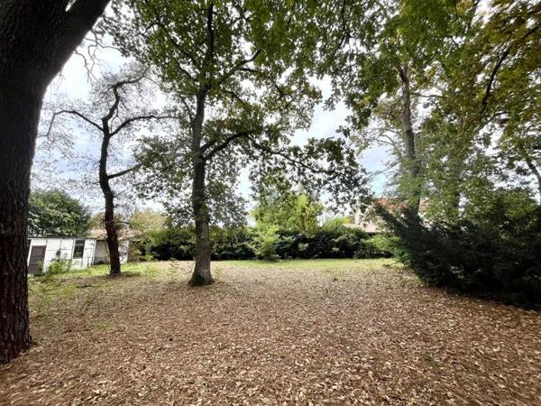 Terrain à vendre |  Mont-de-Marsan |  859 m²