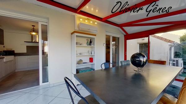 La Chapelle-Saint-Aubin (72650) LA CHAPELLE SAINT AUBIN - Maison individuelle - 140 m² - 4 chambres - Garage et jardin clos.