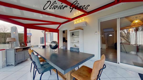 La Chapelle-Saint-Aubin (72650) LA CHAPELLE SAINT AUBIN - Maison individuelle - 140 m² - 4 chambres - Garage et jardin clos.