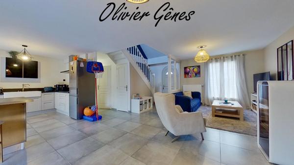 La Chapelle-Saint-Aubin (72650) LA CHAPELLE SAINT AUBIN - Maison individuelle - 140 m² - 4 chambres - Garage et jardin clos.