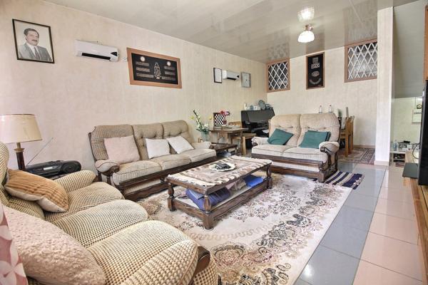 Maison de 5 pièces avec terrasse et balcon