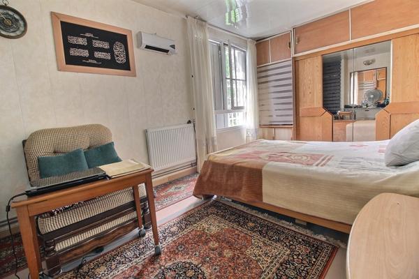 Maison de 5 pièces avec terrasse et balcon