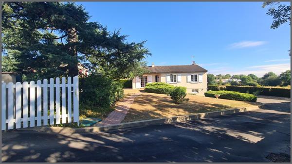 Maison à BRESSUIRE, 79300 - 5 pièces 90m²