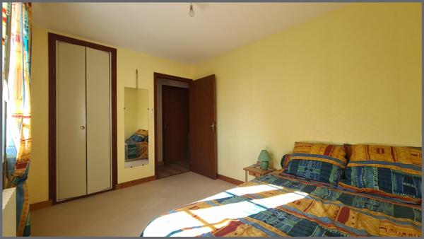 Maison à BRESSUIRE, 79300 - 5 pièces 90m²