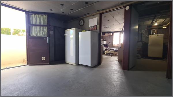 Maison à BRESSUIRE, 79300 - 5 pièces 90m²