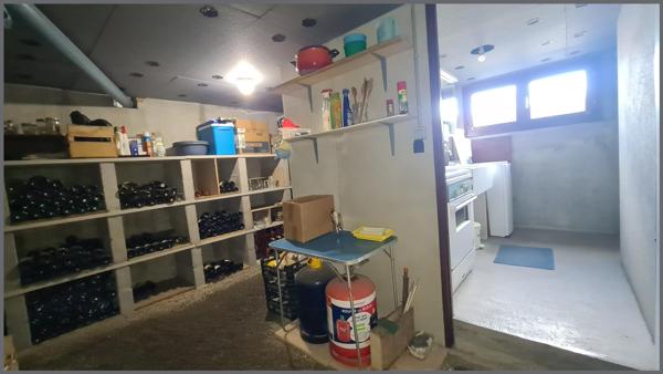 Maison à BRESSUIRE, 79300 - 5 pièces 90m²