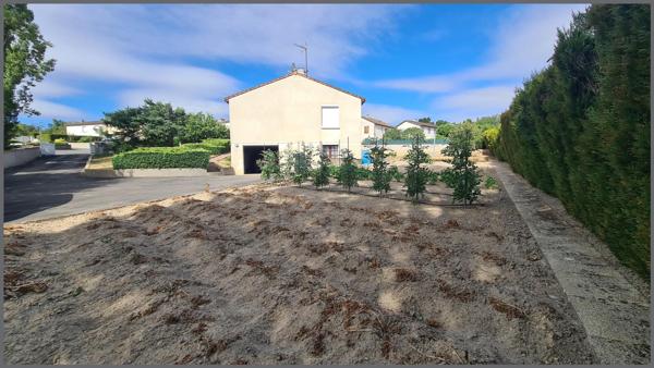 Maison à BRESSUIRE, 79300 - 5 pièces 90m²