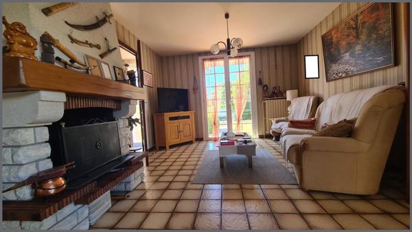 Maison à BRESSUIRE, 79300 - 5 pièces 90m²
