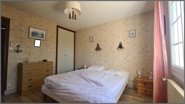Maison à BRESSUIRE, 79300 - 5 pièces 90m²