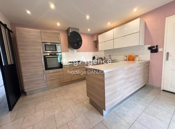 Maison à Caen, 14000 - 7 pièces 127m²