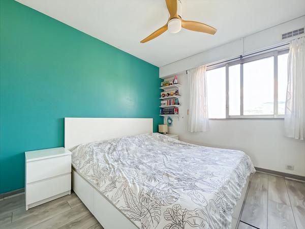 APPARTEMENT TRAVERSANT DE TYPE 4 PIECES