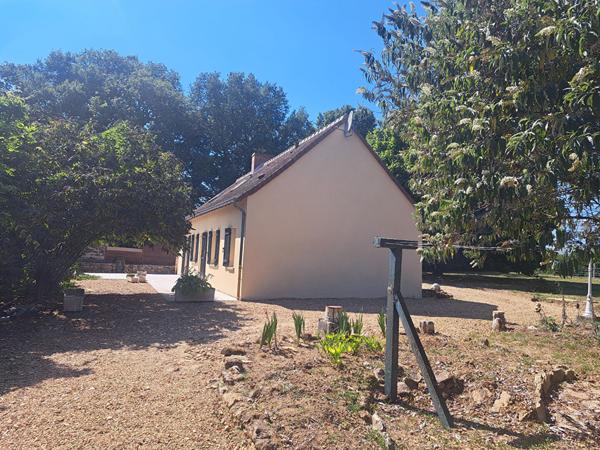 A VENDRE- MAISON RENOVEE A VILLAINES SOUS MALICORNE