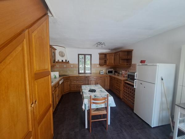 A VENDRE- MAISON RENOVEE A VILLAINES SOUS MALICORNE