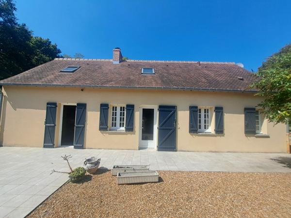 A VENDRE- MAISON RENOVEE A VILLAINES SOUS MALICORNE