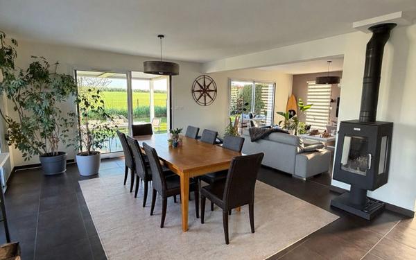 Maison à vendre    6 pièces • 224 m2 Glisy