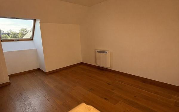 Maison à vendre    6 pièces • 224 m2 Glisy