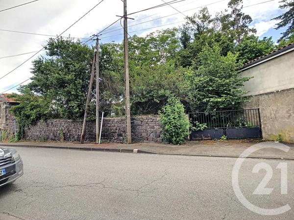 Terrain à vendre  900 m2 RIOM - 63