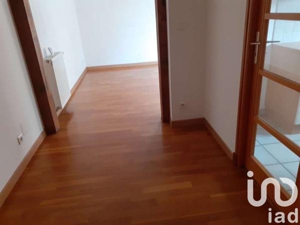 Appartement 3 pièces de 64 m² à Chartres (28000)