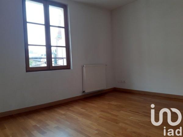 Appartement 3 pièces de 64 m² à Chartres (28000)