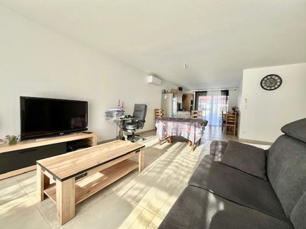 Magnifique maison de plain-pied de 80 m² de 2024 sur un terrain deux faces dans un secteur calme