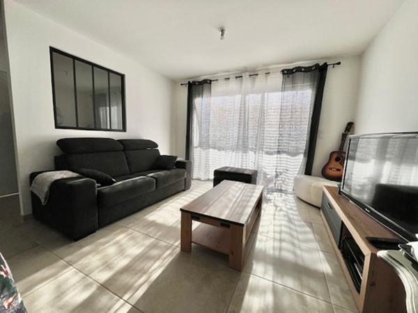 Magnifique maison de plain-pied de 80 m² de 2024 sur un terrain deux faces dans un secteur calme