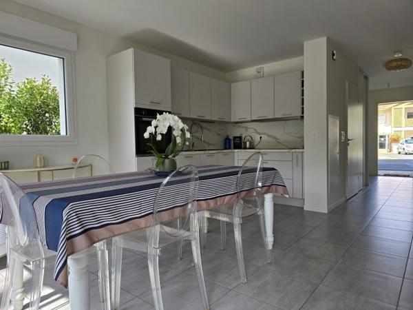 Maison mitoyenne 1 côté Léon 109.65 m²