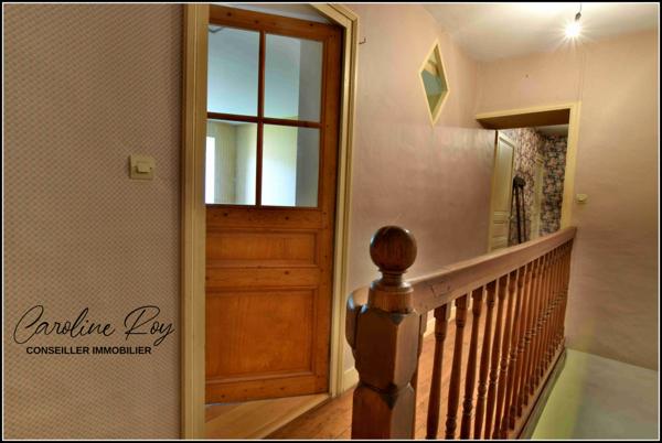 Cugand (85610) CUGAND - Maison de maître de caractère – 225 m² habitables 5 ch, garage – Terrain de 1493 m² clos et arboré.