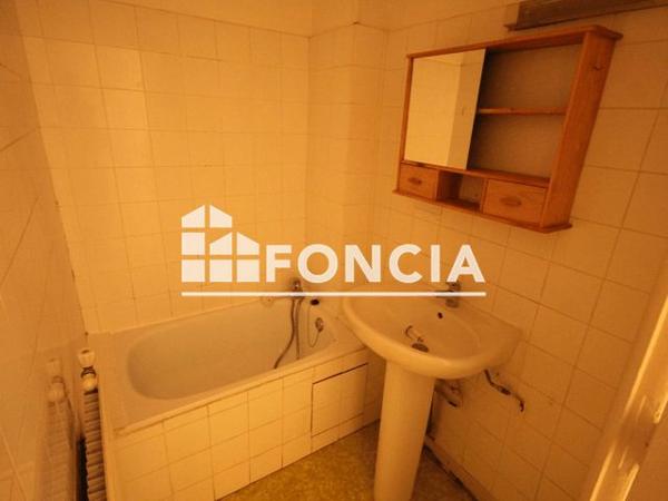 Location Appartement 3 pièces 53.51 m² - FERRIE C Grenoble 38100