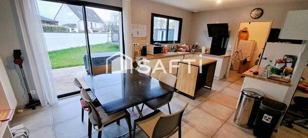 Contemporaine 3 chambres de plain-pied proche des commodités!!!