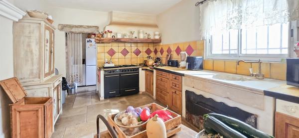 Maison à vendre Villa 6 pièces + piscine terrain 3000m² SOLLIES TOUCAS (83)