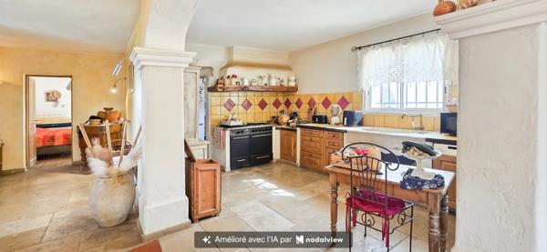 Maison à vendre Villa 6 pièces + piscine terrain 3000m² SOLLIES TOUCAS (83)