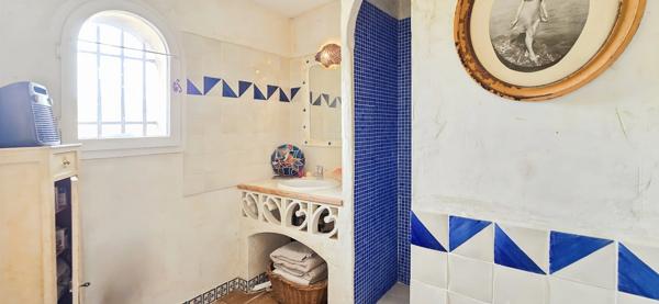 Maison à vendre Villa 6 pièces + piscine terrain 3000m² SOLLIES TOUCAS (83)