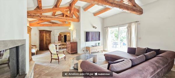 Maison à vendre Villa 6 pièces + piscine terrain 3000m² SOLLIES TOUCAS (83)