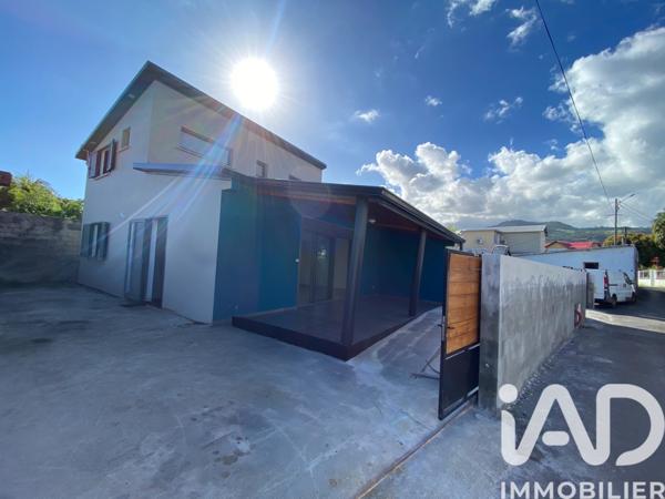 Location maison 4 pièces 88 m² Saint-Joseph