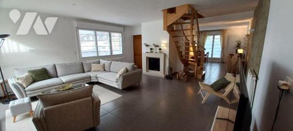 Cappelle la Grande (59180), idéalement située à proximité immédiate des commerces et commodités...