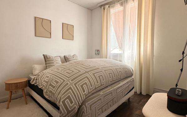 Maison à vendre    3 pièces •  Montreuil